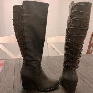 Brown Sugar Knee-high Boots Wedged Heel Ankle Zipper Lace Up Back Size 7.5M
